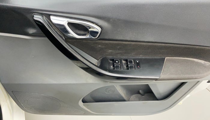 2018 Tata TIGOR XZ PLUS DIESEL, Diesel, Manual, 42,839 km, Driver Side Door Panels Control