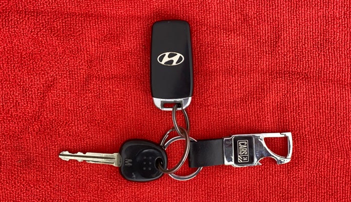 2015 Hyundai Eon ERA PLUS, Petrol, Manual, 40,821 km, Key Close Up