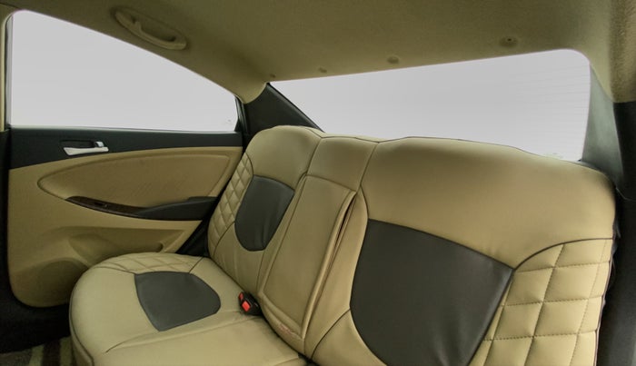 2015 Hyundai Verna FLUIDIC 1.6 CRDI S (o), Diesel, Manual, 1,14,127 km, Right Side Rear Door Cabin