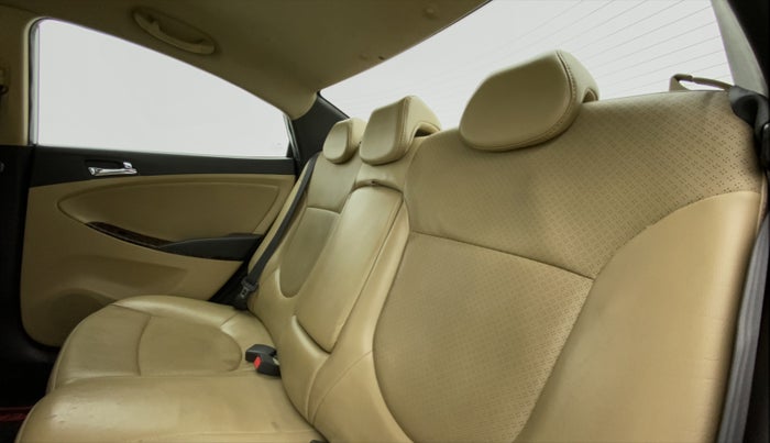 2013 Hyundai Verna FLUIDIC 1.6 SX VTVT OPT, Petrol, Manual, 75,571 km, Right Side Rear Door Cabin