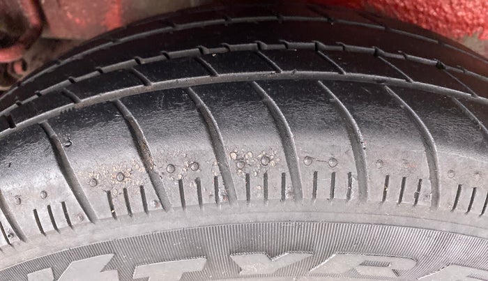 2016 Maruti Celerio VXI d, Petrol, Manual, 37,483 km, Right Rear Tyre Tread