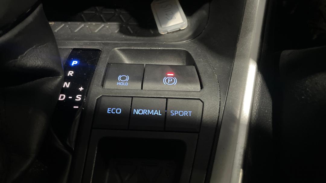 2022 Toyota RAV4 Gx (2WD) Hybrid, Automatic, 69764 km, Handbrake