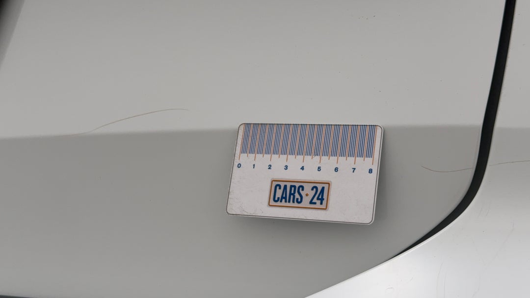 Boot / Tailgate Tailgate Scratch