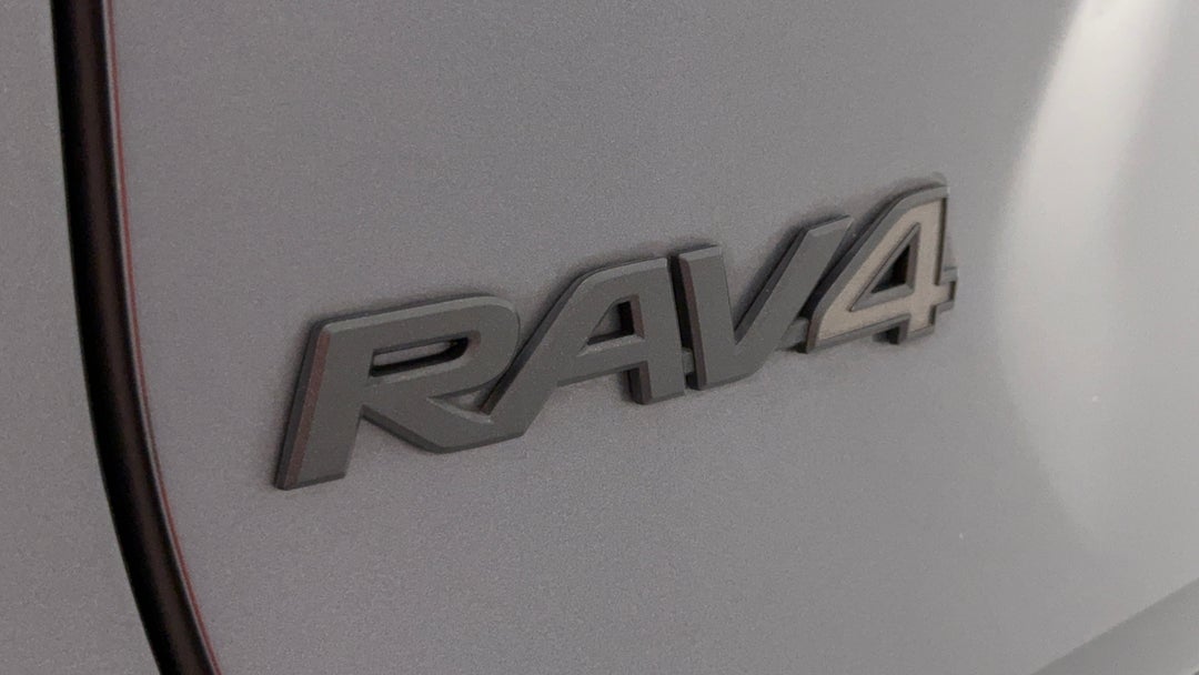 2021 Toyota RAV4 Edge (AWD), Automatic, 109976 km, Badge (Boot Left Side)