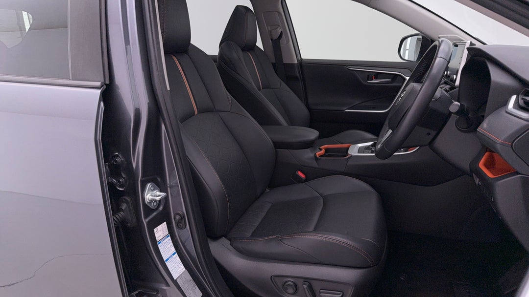 2021 Toyota RAV4 Edge (AWD), Automatic, 109976 km, Right Side Front Door Cabin View