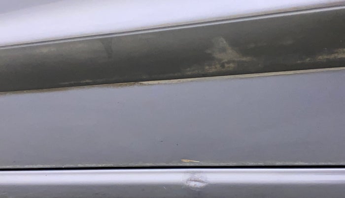 2011 Hyundai Santro Xing GLS, Petrol, Manual, 55,224 km, Front passenger door - Minor scratches