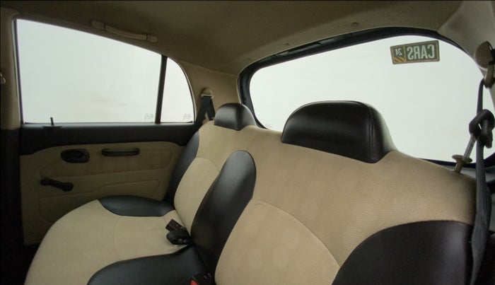 2011 Hyundai Santro Xing GLS, Petrol, Manual, 55,224 km, Right Side Rear Door Cabin