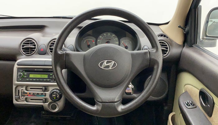 2011 Hyundai Santro Xing GLS, Petrol, Manual, 55,224 km, Steering Wheel Close Up