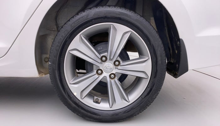 2019 Hyundai Verna 1.6 CRDI SX + AT, Diesel, Automatic, 49,098 km, Left Rear Wheel