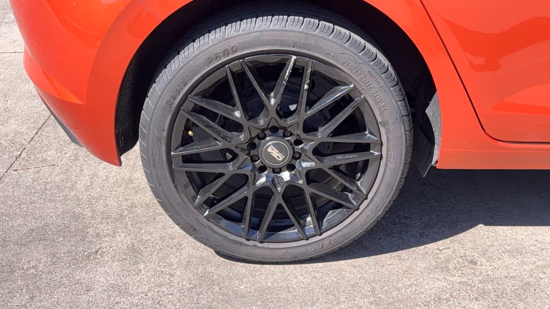 2021 Volkswagen Polo 70tsi Trendline, Automatic, 63138 km, Right Rear Wheel