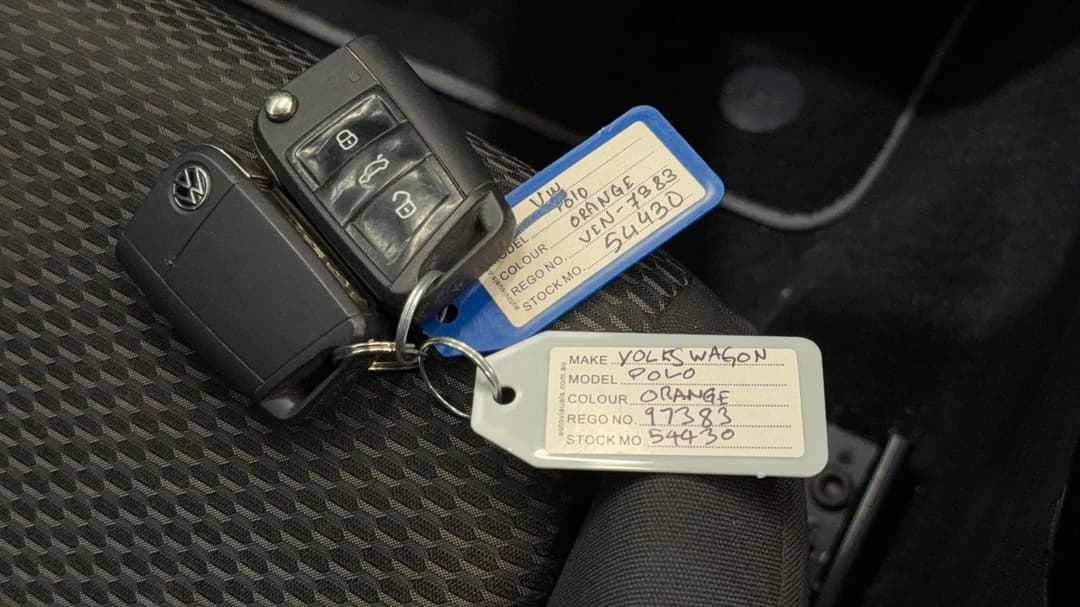 2021 Volkswagen Polo 70tsi Trendline, Automatic, 63138 km, Key Close-up