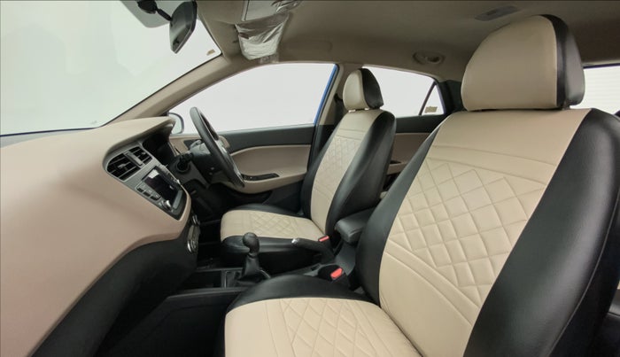 2018 Hyundai Elite i20 ASTA 1.2, Petrol, Manual, 32,389 km, Right Side Front Door Cabin