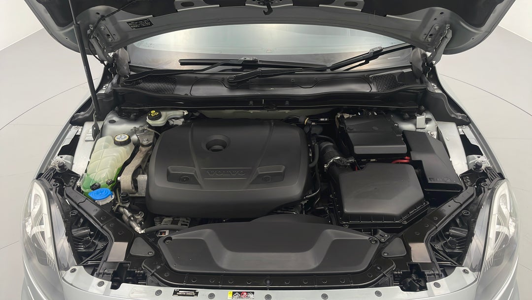 Open Bonnet (Engine)