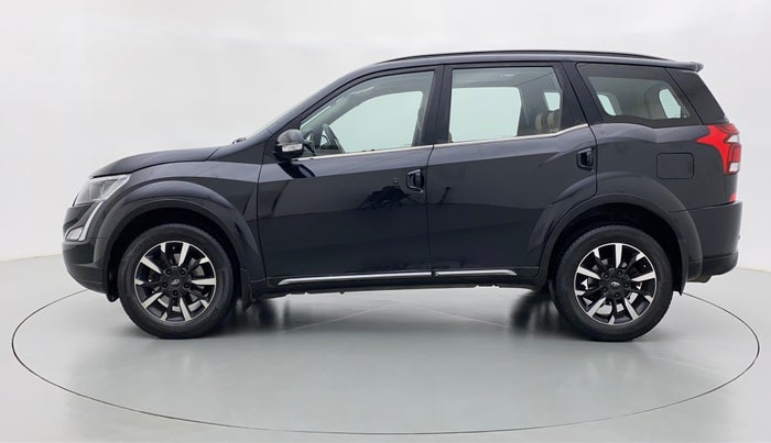 2018 Mahindra XUV500 W11 AT, Diesel, Automatic, 64,861 km, Left Side