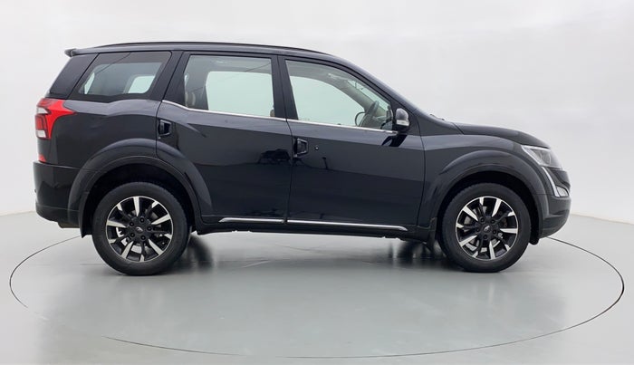 2018 Mahindra XUV500 W11 AT, Diesel, Automatic, 64,861 km, Right Side