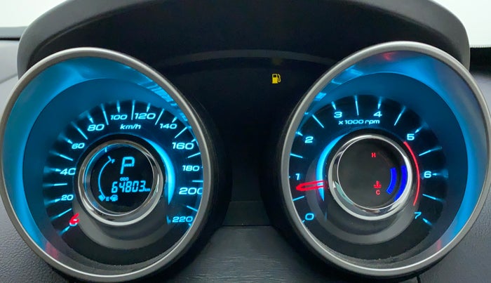 2018 Mahindra XUV500 W11 AT, Diesel, Automatic, 64,861 km, Odometer Image
