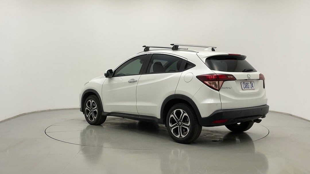 Left Back Diagonal (45- Degree) View