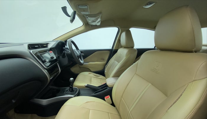 2015 Honda City 1.5L I-DTEC V, Diesel, Manual, 1,05,852 km, Right Side Front Door Cabin