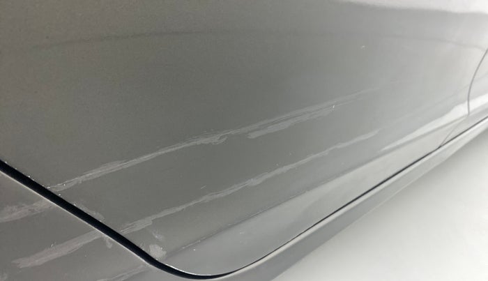 2015 Honda City 1.5L I-DTEC V, Diesel, Manual, 1,05,852 km, Right rear door - Minor scratches