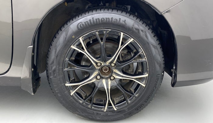 2015 Honda City 1.5L I-DTEC V, Diesel, Manual, 1,05,852 km, Right Front Wheel