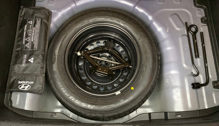 2020 Hyundai VENUE S MT 1.2 KAPPA, Petrol, Manual, 23,330 km, Spare Tyre