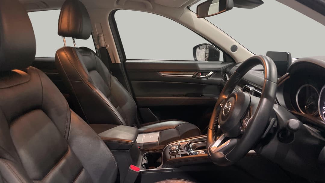 2020 Mazda CX-5 Gt (4x4), Automatic, 65211 km, Right Side Front Door Cabin View