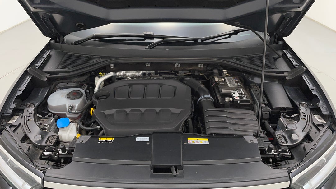 Open Bonnet (Engine)