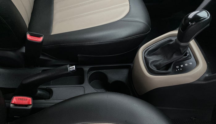 2015 Hyundai Grand i10 ASTA 1.2 AT VTVT, Petrol, Automatic, 65,802 km, Gear Lever