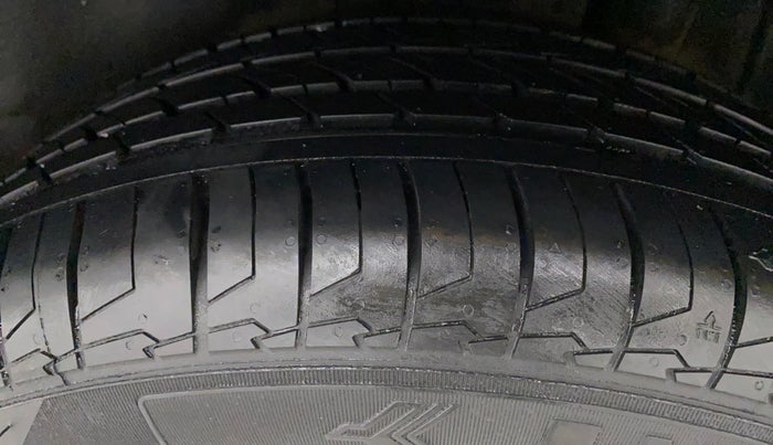 2019 Maruti S Cross DELTA 1.3, Diesel, Manual, 69,932 km, Left Rear Tyre Tread