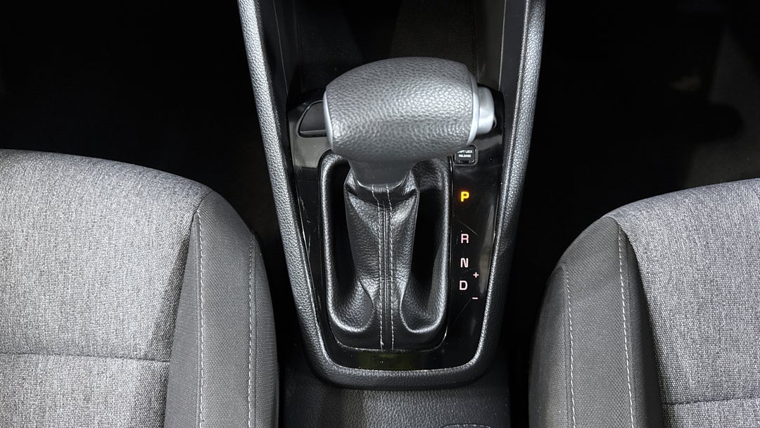 2022 Kia Stonic S, Automatic, 56002 km, Gear Lever 