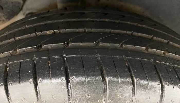 2018 Hyundai Creta 1.6 SX PLUS DIESEL, Diesel, Manual, 54,465 km, Right Rear Tyre Tread