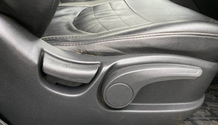 2018 Hyundai Creta 1.6 SX PLUS DIESEL, Diesel, Manual, 54,465 km, Driver Side Adjustment Panel