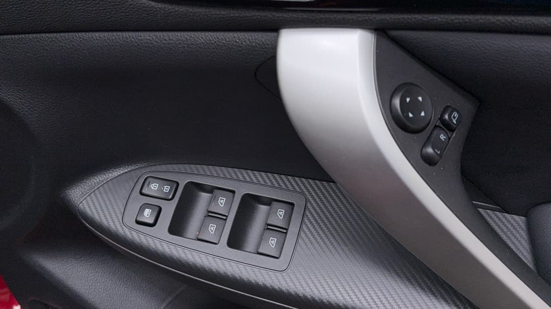 2021 Mitsubishi Eclipse Cross Exceed (2WD), Automatic, 98295 km, Drivers Side Door Panel Controls
