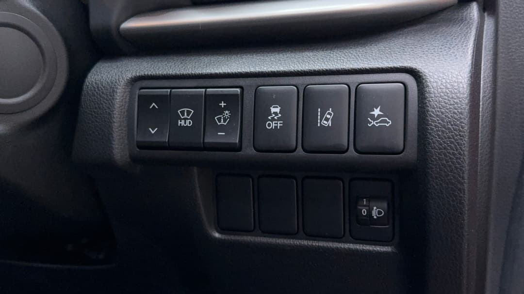 2021 Mitsubishi Eclipse Cross Exceed (2WD), Automatic, 98295 km, Utility Switches/Buttons