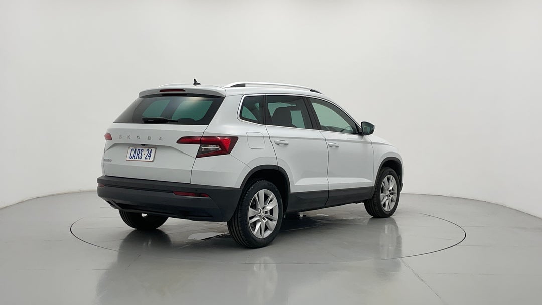 Right Back Diagonal (45- Degree) View