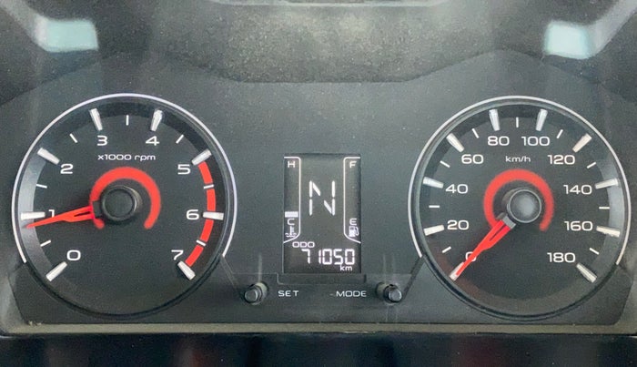 2016 Mahindra Kuv100 K8 5 STR, Petrol, Manual, 72,761 km, Odometer Image