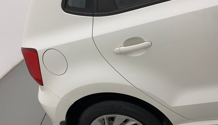 2015 Volkswagen Polo COMFORTLINE 1.2L, Petrol, Manual, 1,11,599 km, Right quarter panel - Minor scratches