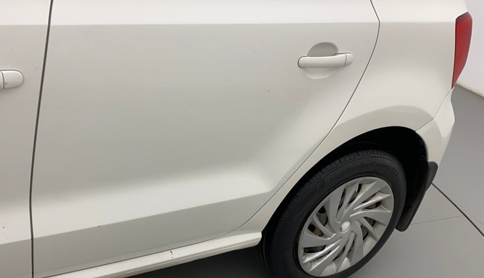 2015 Volkswagen Polo COMFORTLINE 1.2L, Petrol, Manual, 1,11,599 km, Rear left door - Slight discoloration