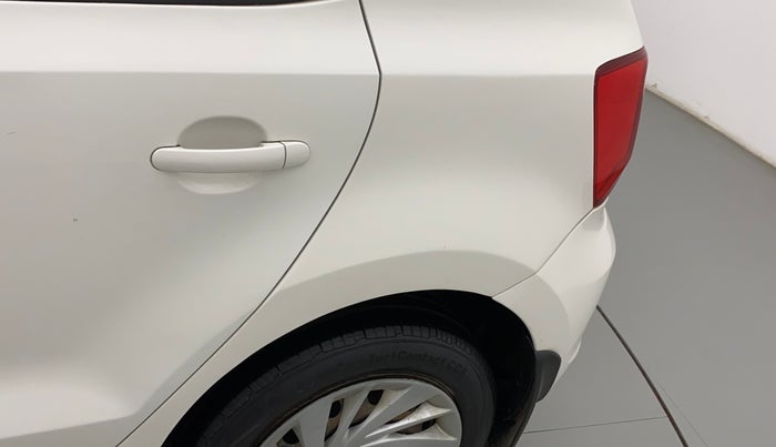 2015 Volkswagen Polo COMFORTLINE 1.2L, Petrol, Manual, 1,11,599 km, Left quarter panel - Minor scratches