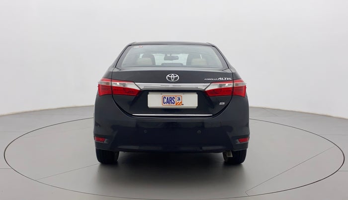 2016 Toyota Corolla Altis GL PETROL, Petrol, Manual, 1,20,226 km, Back/Rear