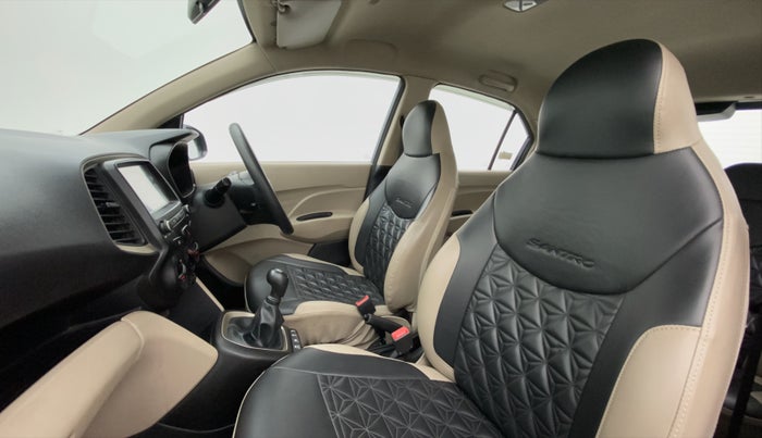 2019 Hyundai NEW SANTRO SPORTZ MT, Petrol, Manual, 32,039 km, Right Side Front Door Cabin