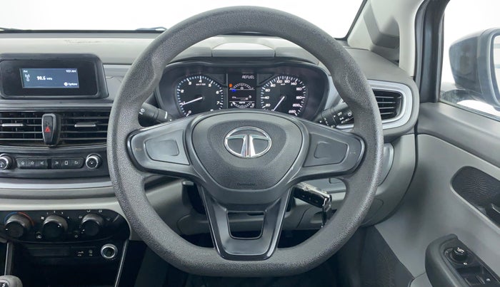 2020 Tata ALTROZ XM 1.2, Petrol, Manual, 43,397 km, Steering Wheel Close Up