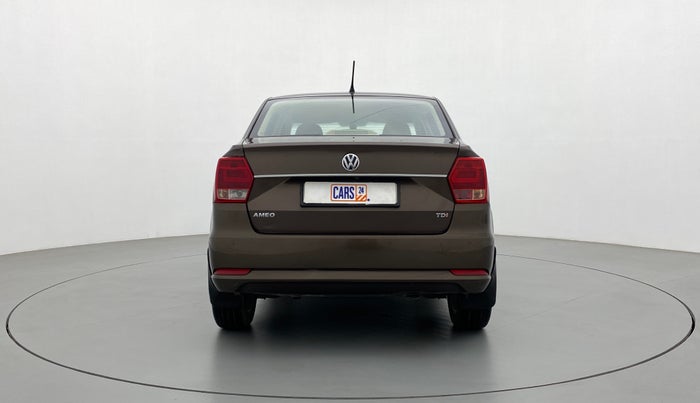 2017 Volkswagen Ameo HIGHLINE PLUS 1.5L AT 16 ALLOY, Diesel, Automatic, 60,793 km, Back/Rear