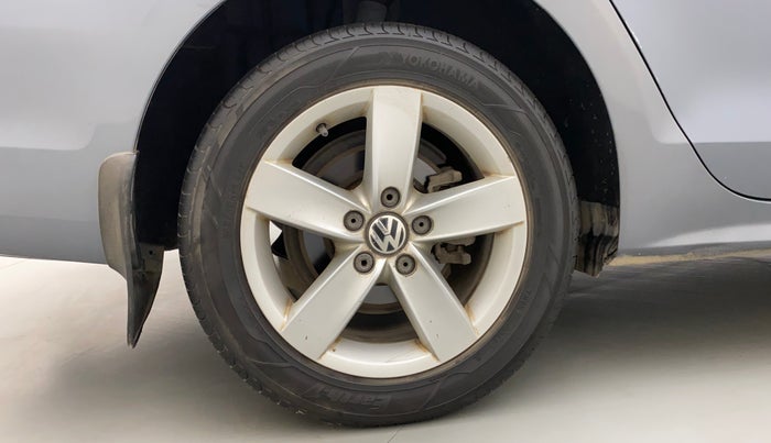 2012 Volkswagen Jetta COMFORTLINE TSI, Petrol, Manual, 69,339 km, Right Rear Wheel