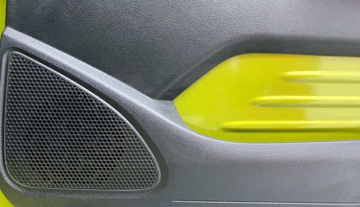 2018 Datsun Redi Go T (O), Petrol, Manual, 13,832 km, Speaker