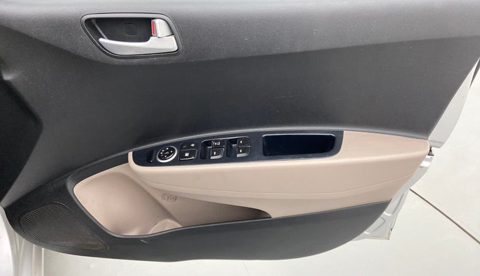 2016 Hyundai Xcent S 1.2, Petrol, Manual, 56,398 km, Driver Side Door Panels Control