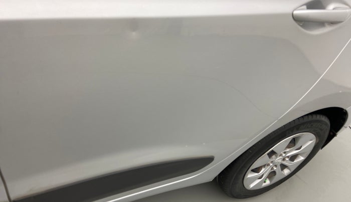 2016 Hyundai Xcent S 1.2, Petrol, Manual, 56,398 km, Rear left door - Slightly dented