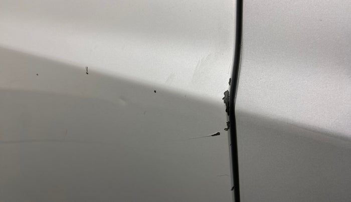 2016 Hyundai Xcent S 1.2, Petrol, Manual, 56,398 km, Right rear door - Paint has faded