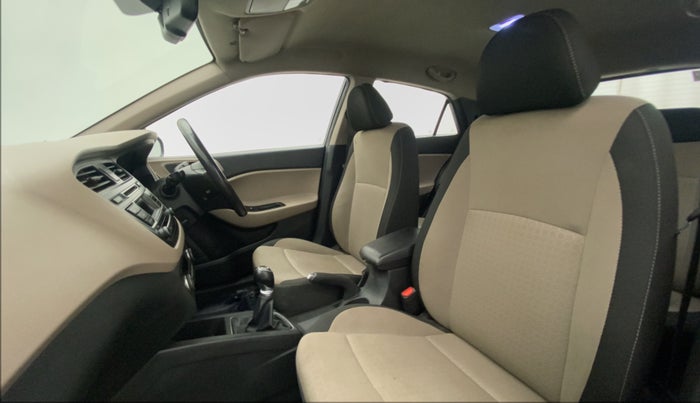 2014 Hyundai Elite i20 SPORTZ 1.2, Petrol, Manual, 70,779 km, Right Side Front Door Cabin
