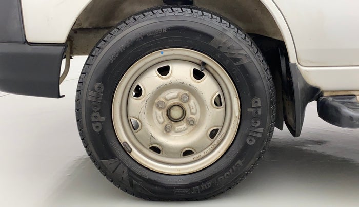 2012 Maruti Eeco 7 STR, Petrol, Manual, 31,741 km, Left Front Wheel